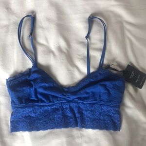 NWT GILLY HICKS Bralette